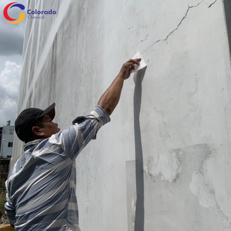 Làm sạch bề mặt trước khi thi công