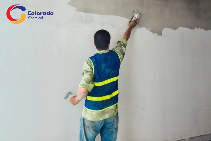 Khả Năng Lấp Vết Nứt Của Vitec PU 270 Vượt Trội Cho Tường Ngoài