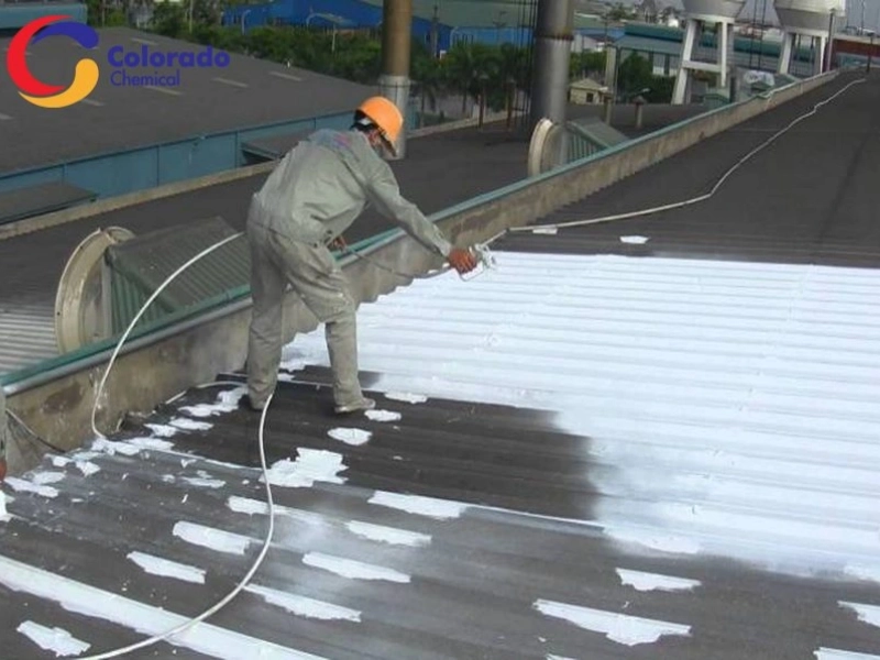 Sơn mái tôn giá rẻ, thi công chuyên nghiệp, tăng hiệu quả chống nóng